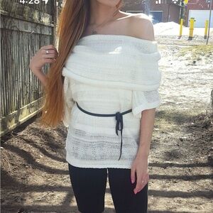 Guess White Off-the-Shoulder Sweater